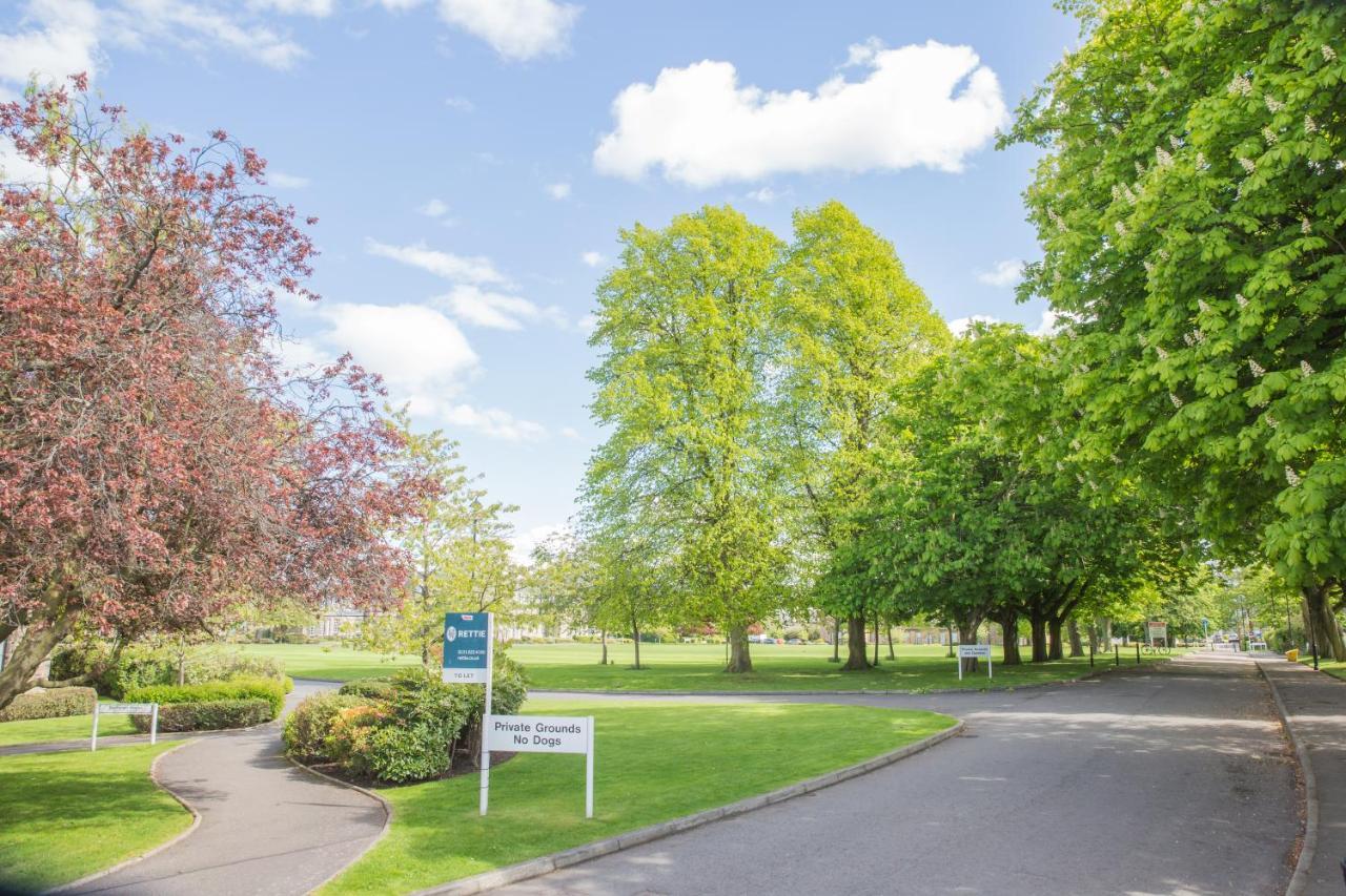 Stylish Modern Newly Built Apartment 15 Min From City Centre EDI Exterior foto